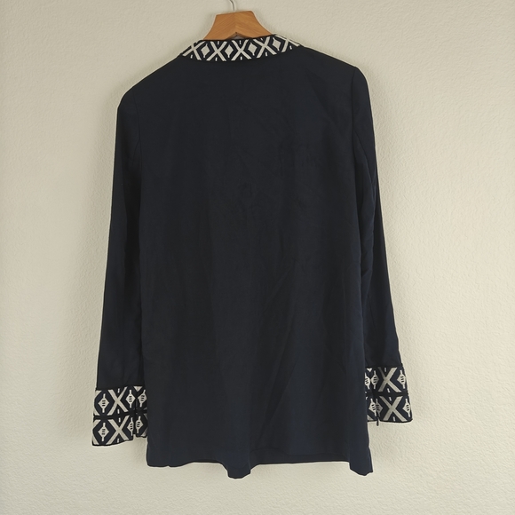 Tory Burch V-neck Navy Blue Embroidered Detail Tunic Top Size 2 - Picture 12 of 16